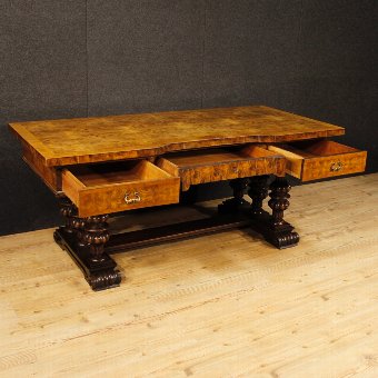 Antique Italian writing desk in walnut, burl walnut and mahogany