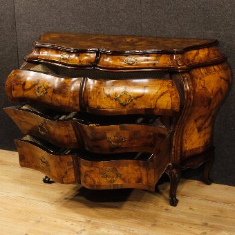 Antique Venetian dresser in walnut and burl walnut in Louis XV style