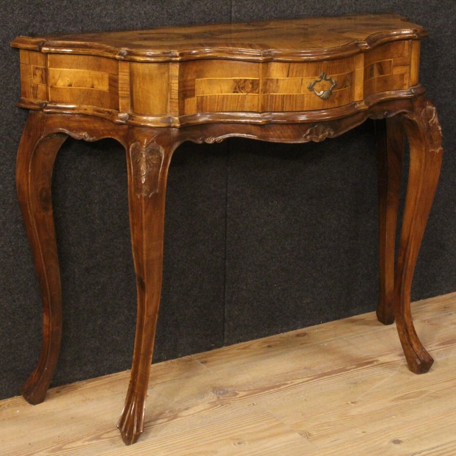 Antique Venetian console table in walnut, burr walnut and boxwood