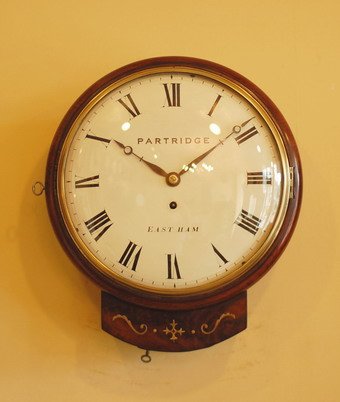 Small size 'drop dial' wall clock