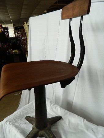 Antique Singer sewing machine adjustable swivel chair