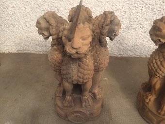 Antique stone lions / pair