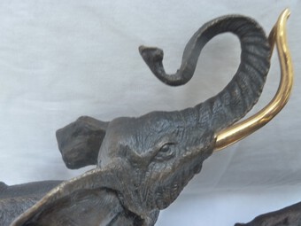 Antique 2 Franklin Mint - Giant of the Serengeti Bronze Elephants 24 kt Gold Plate Tusks