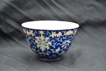 ANTIQUE CHINESE FAMILLE ROSE BOWL 