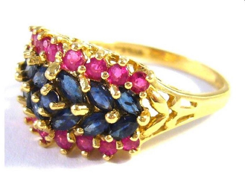 Antique 14 kt gold ring with sapphires and rubies