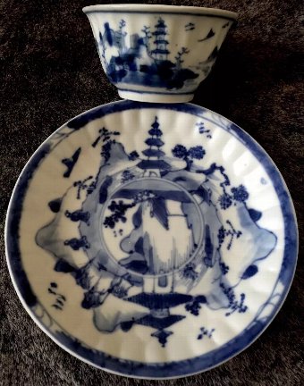 Antique Chinese real antique Blue & white Kangxi(1662-1722)tea bowl & saucer set