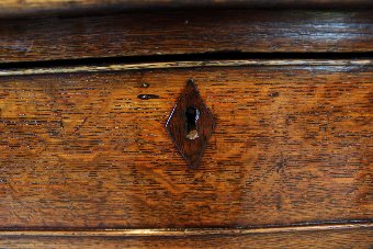 Antique Small 18th Century Georgian Oak Chest of Drawers.