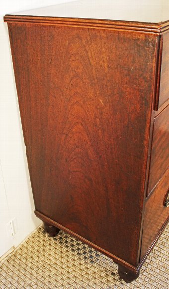 Antique Georgian Mahogany Chest of Drawers. Early 19th Century. Small size.