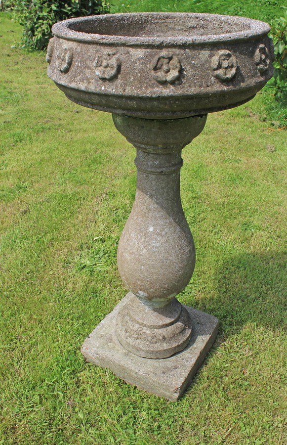 Antique Pedestal Base Garden Planter. Early 20th Century