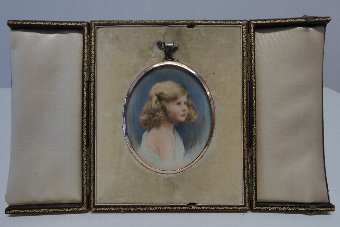 Antique Antique portrait miniature case in original leather