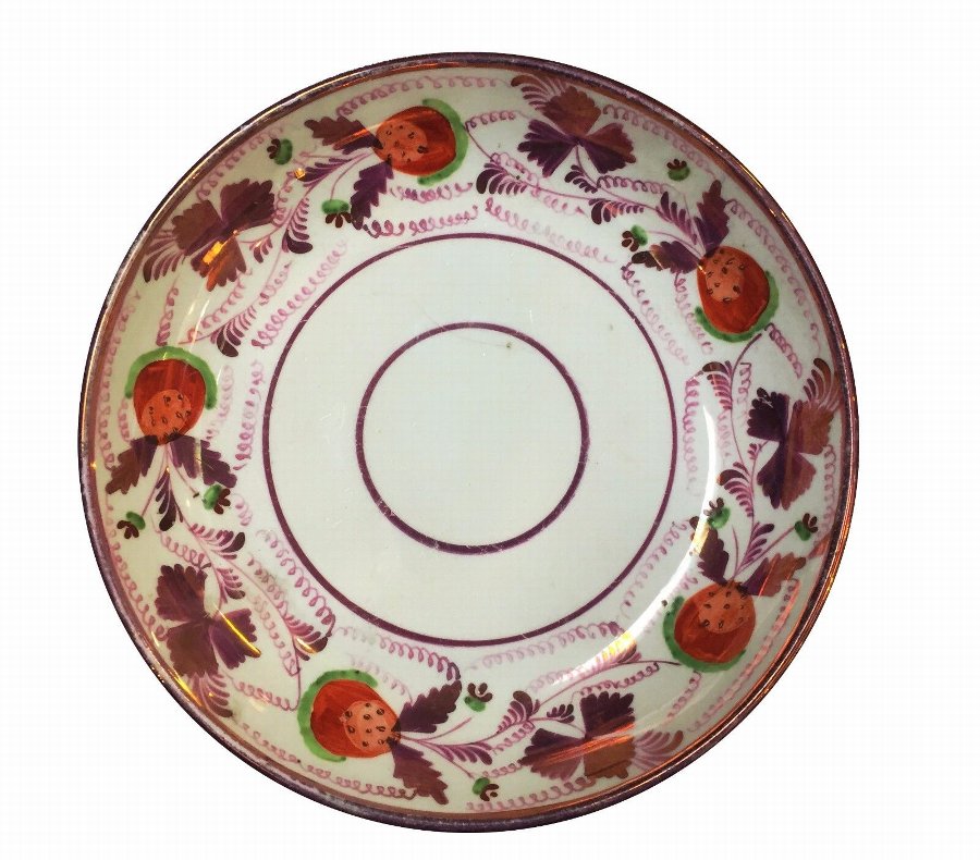 Antique George III Sunderland lustre strawberry dish/plate
