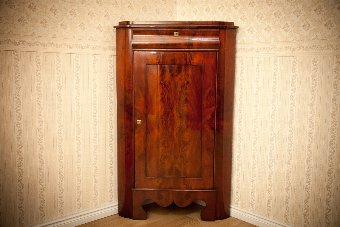 Corner Dresser, Circa 1860