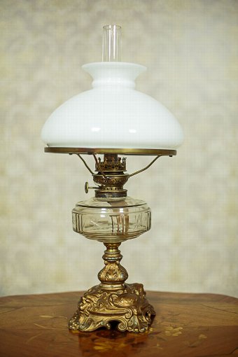 Antique Kerosene Lamp, Circa 1930