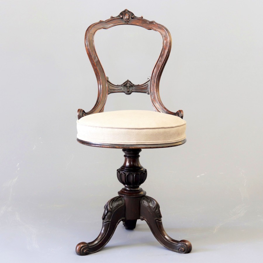 Mid-Victorian Walnut Revolving Music Chair c1870