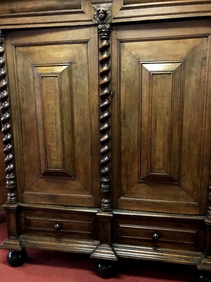 Antique Armoire De Chateau Alsacienne Epoque Louis Xiii En Chene Antiques Co Uk