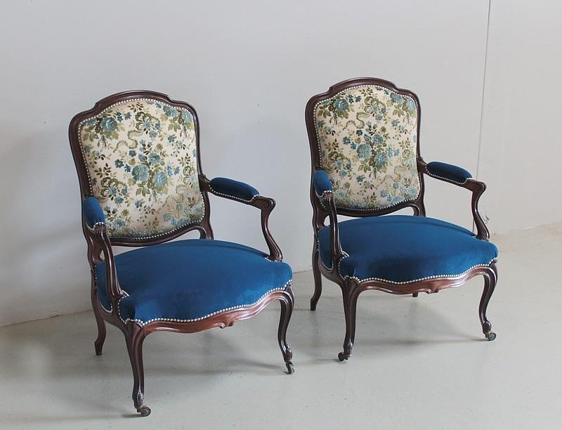 Antique Pair Of Louis Xv Style Armchairs 10 Antiques Co Uk