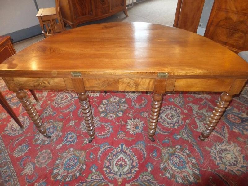 Antique SEMICIRCULAR TABLE ANTIQUES.CO.UK