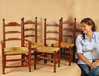Antique A Beautiful set Of Original Hindeloopen Child Furniture.
