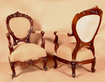 Antique An exceptional and beautiful Victorian Cuba Mahogany 3 Piece Salon Suite.