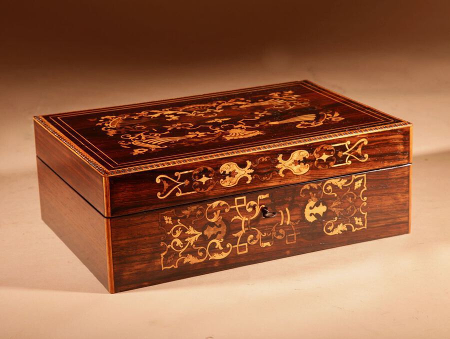 Beautiful Rosewood Marquetry Inlaid Box.