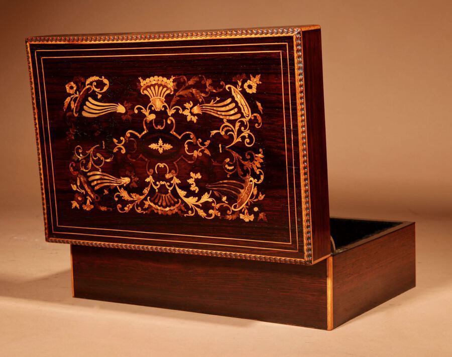 Antique Beautiful Rosewood Marquetry Inlaid Box.