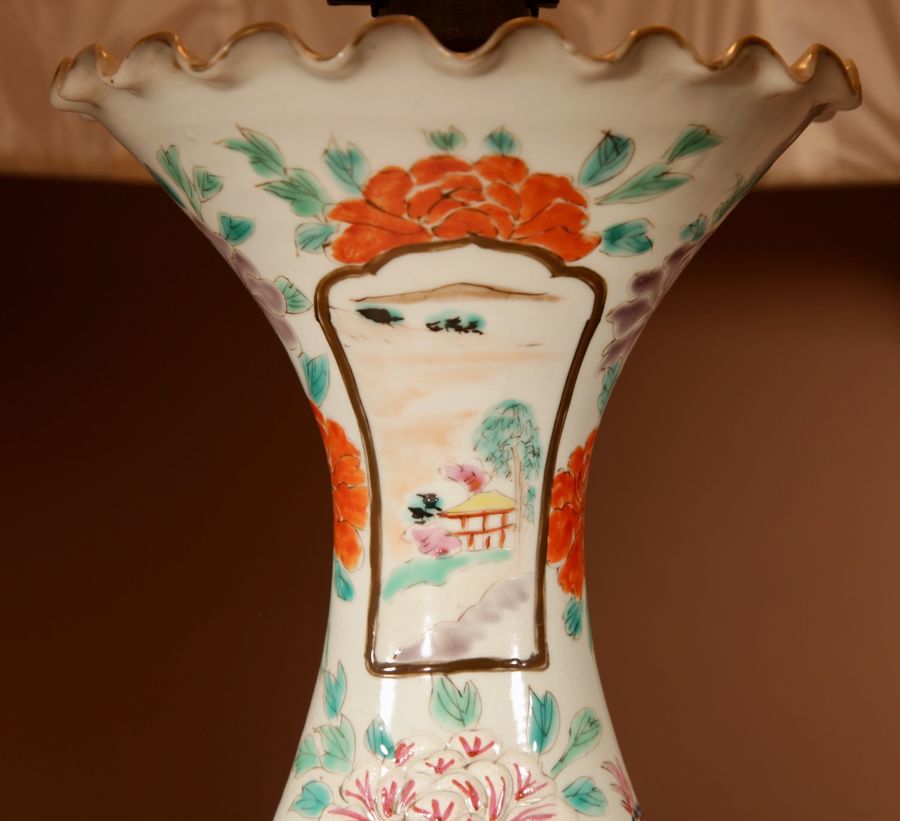Antique A Porcelain Japanese Hand Painted Table Lamp.