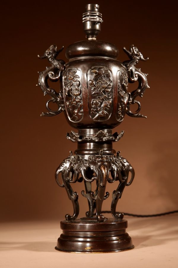 Antique  Fine Japanese Bronze Table Lamp, Meiji 1868-1912.