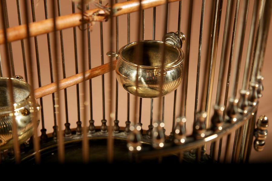 Antique Impressive And Beautiful Walnut And Brass Birdcage Continental Circa 1920-40.