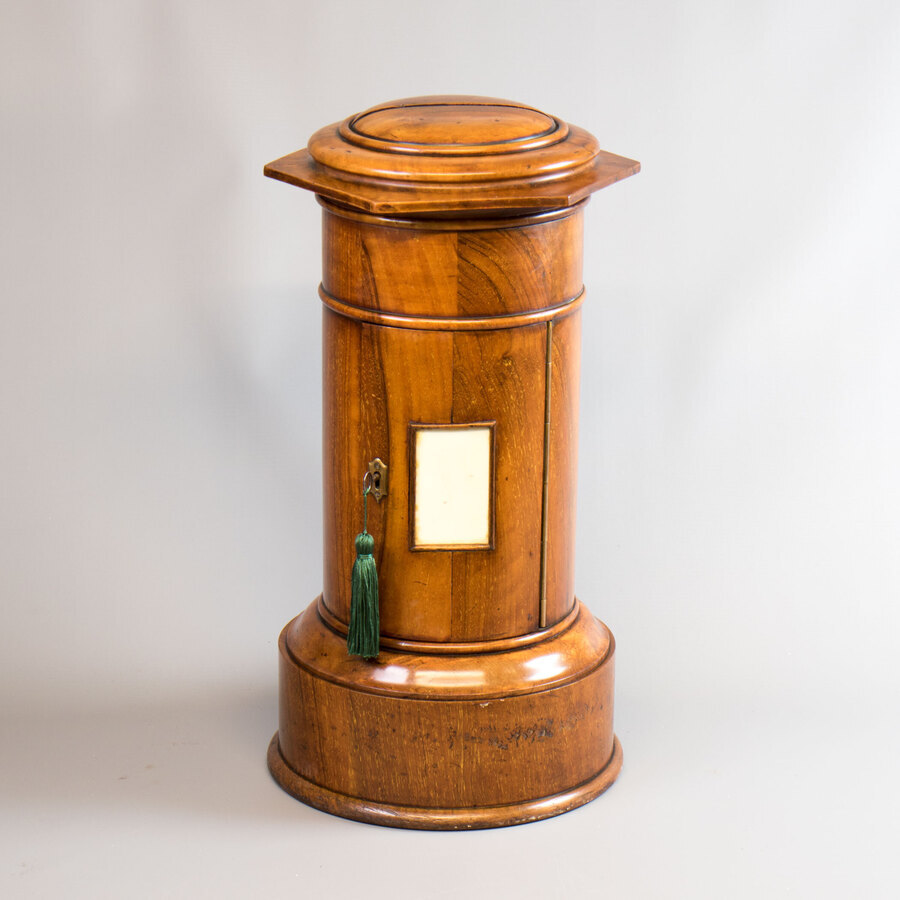 #9850 Edwards & Jones. An Elegant Victorian Walnut Country House Pillar Post Letter Box