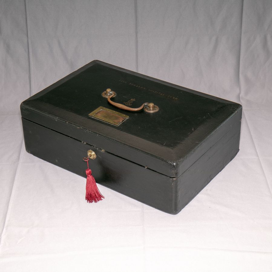 Antique #10166 An Edward VII Leather ‘Wickwar’ Despatch Box ‘King Edwards Hospital Fund’