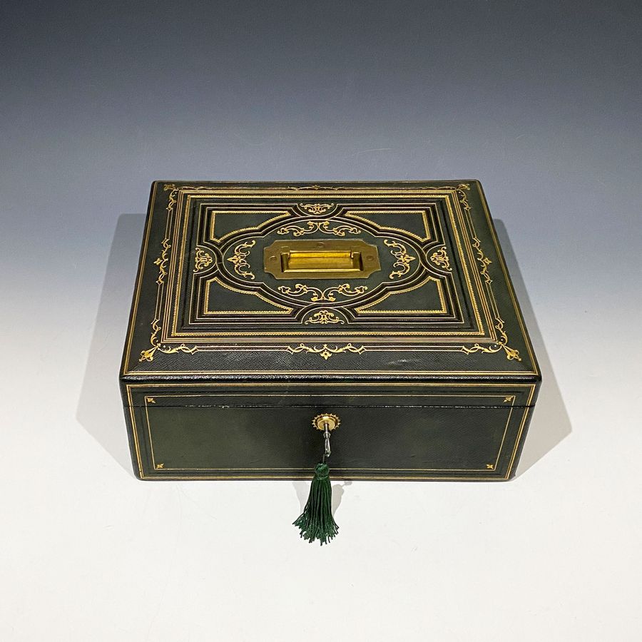 Antique #10125 A Very Fine Victorian Green Embossed Grained Leather Combined Writing & Jewellery Box.