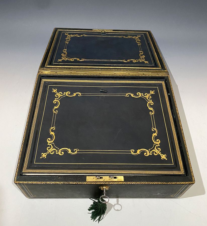 Antique #10125 A Very Fine Victorian Green Embossed Grained Leather Combined Writing & Jewellery Box.