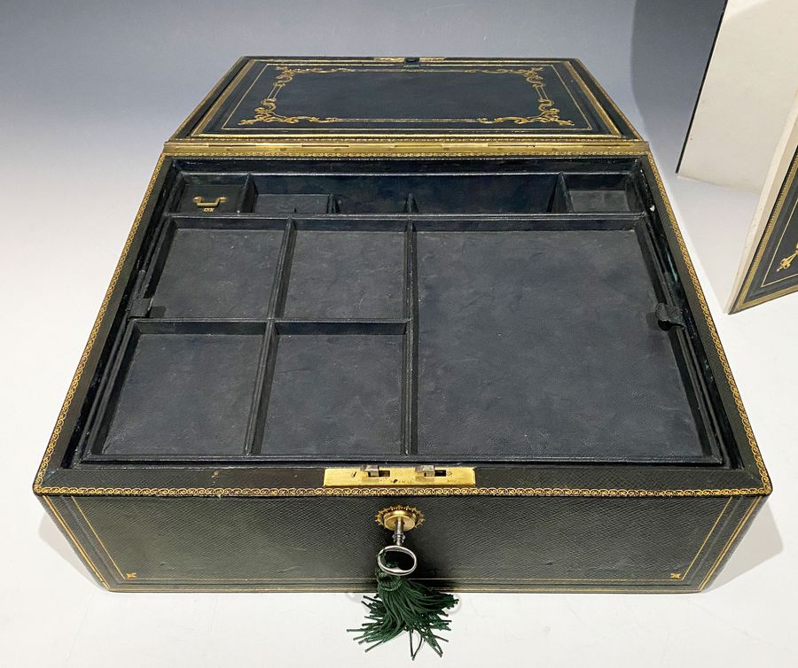 Antique #10125 A Very Fine Victorian Green Embossed Grained Leather Combined Writing & Jewellery Box.