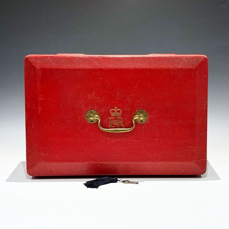 #10217 A Large QEII Red Despatch Box