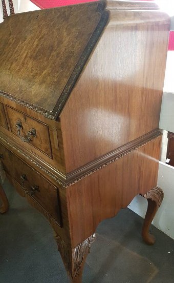 Antique Drawer writing bureau, Walnut bureau, Chest of drawers, Cabinet