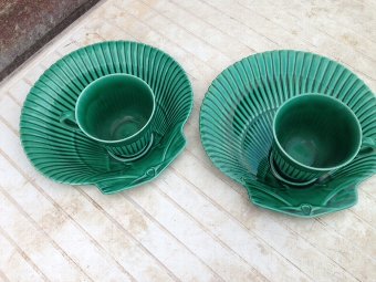 Antique Two green fluted designed Etruria Barlaston Wedgewood cups with matching saucers, are in excellent condition 