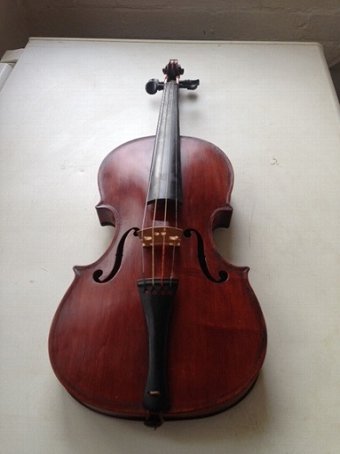 Mid 1920’s 4/4 violin carrying the lable of Scrampelle and dated 1924