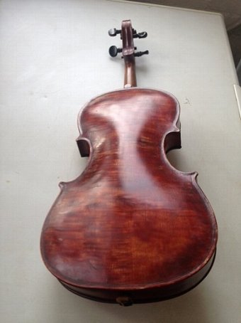 Antique Mid 1920’s 4/4 violin carrying the lable of Scrampelle and dated 1924 