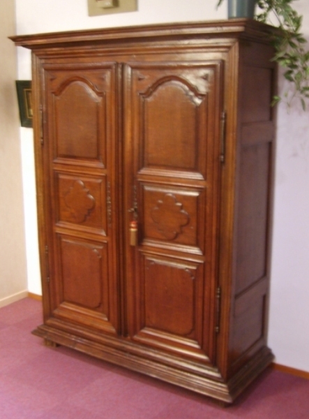 French cupboard