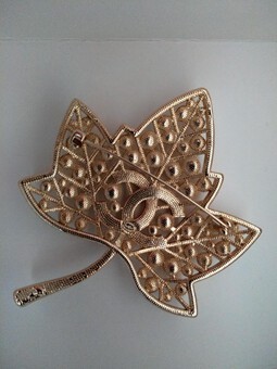 Antique CHANEL - Very Rare! Maple leaf filigree brooch inset with diamante and pearls