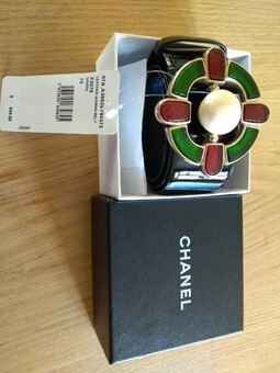 Antique CHANEL - 07A Belt, Green and red Gripoix with pearl buckle, patent belt, BNWT!