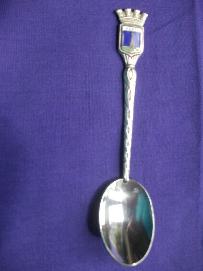 A Collection of Five Spoons comprising of One Hallmarked Sterling Silver and Four Other Souvenir Spoons for Collectors.