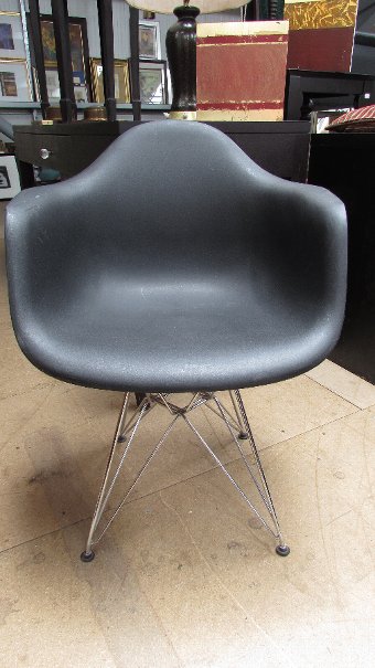 Antique Charles Eames style chair (CODE CH 388)