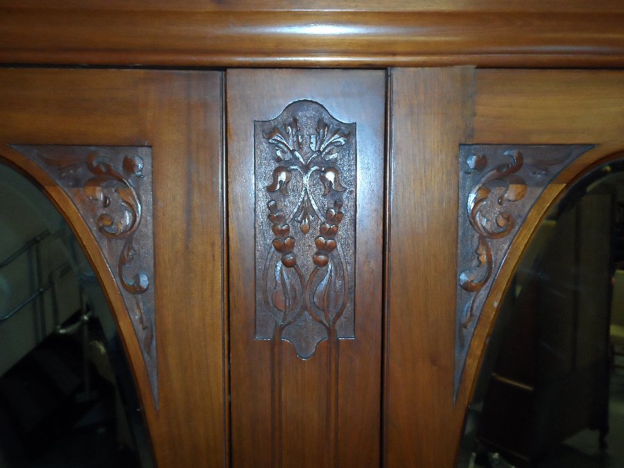 Antique Large Redwood Colour Wardrobe CODE 055 055 ANTIQUES CO UK