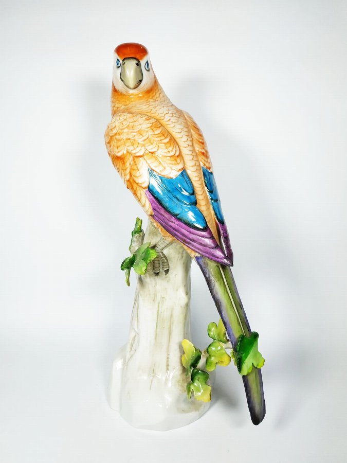 Antique Capodimonte- porcelain parrot figure | ANTIQUES.CO.UK