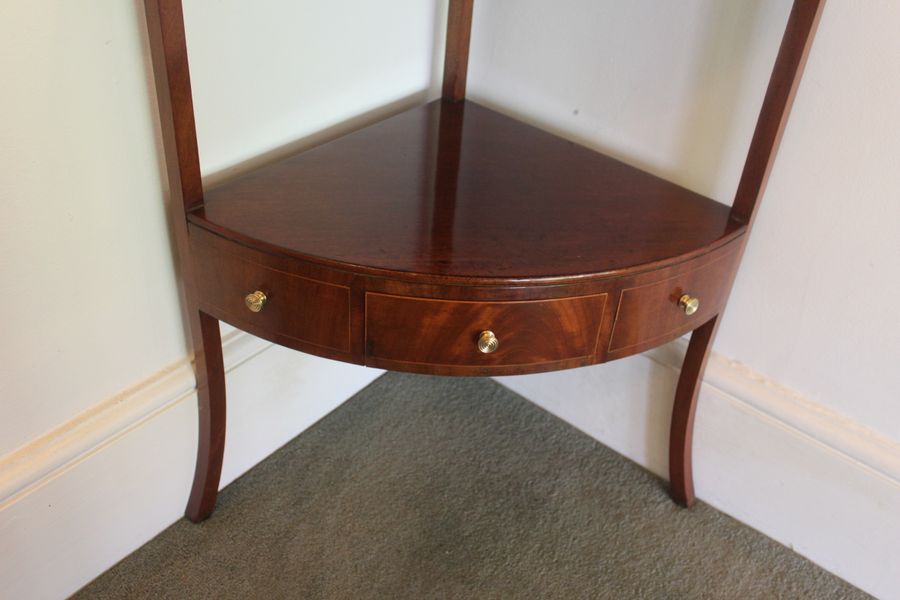 Antique Georgian mahogany corner washstand