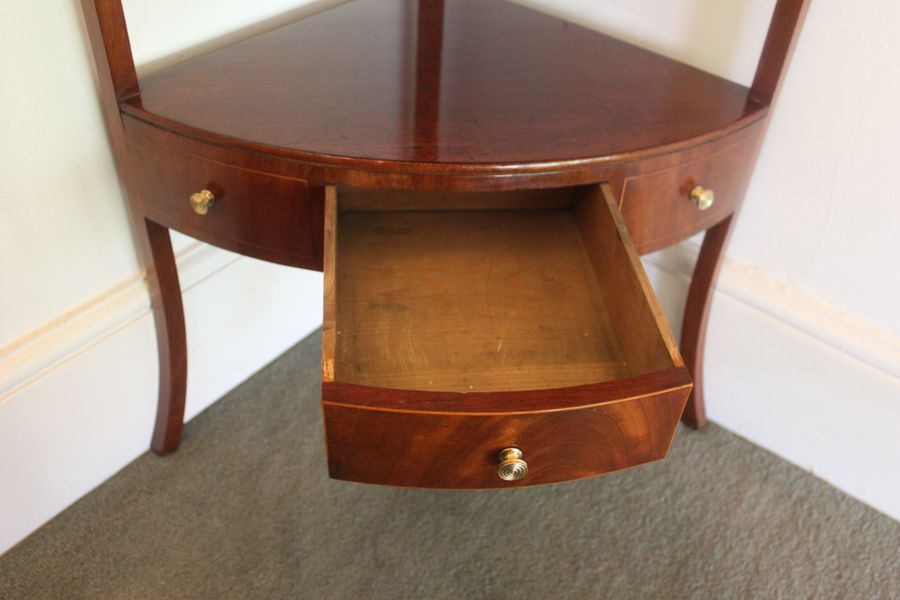 Antique Georgian mahogany corner washstand