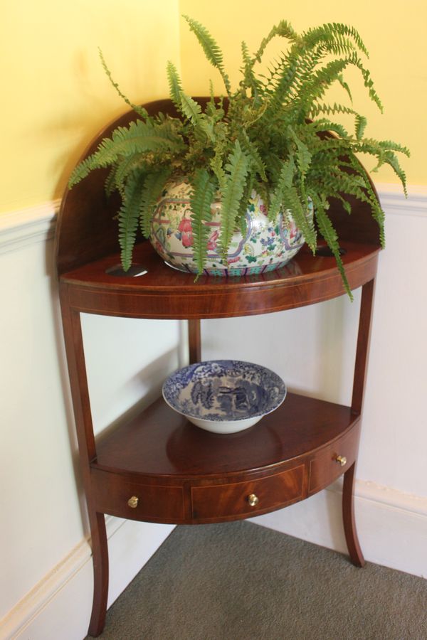 Antique Georgian mahogany corner washstand