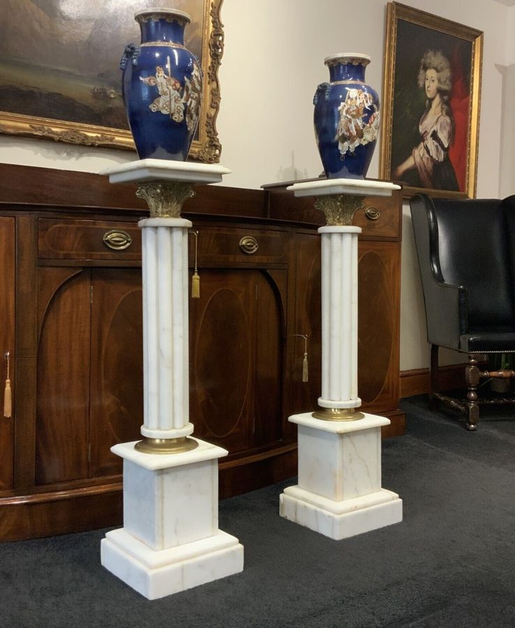 FINE QUALITY PAIR VINTAGE WHITE SOLID-MARBLE CORINTHIAN COLUMN DISPLAY STANDS