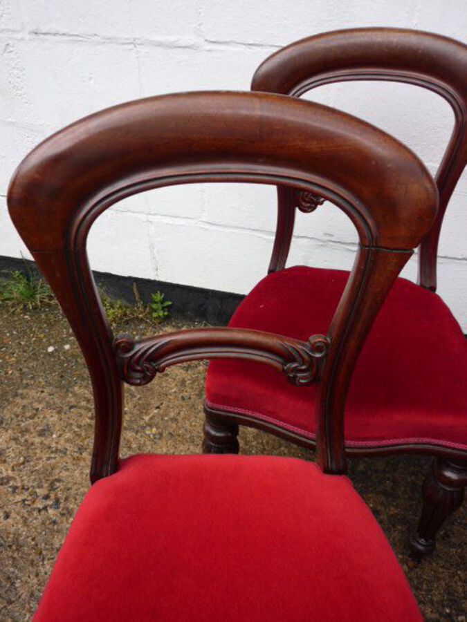 Antique Set of 6 Victorian Balloon Back Dining Chairs